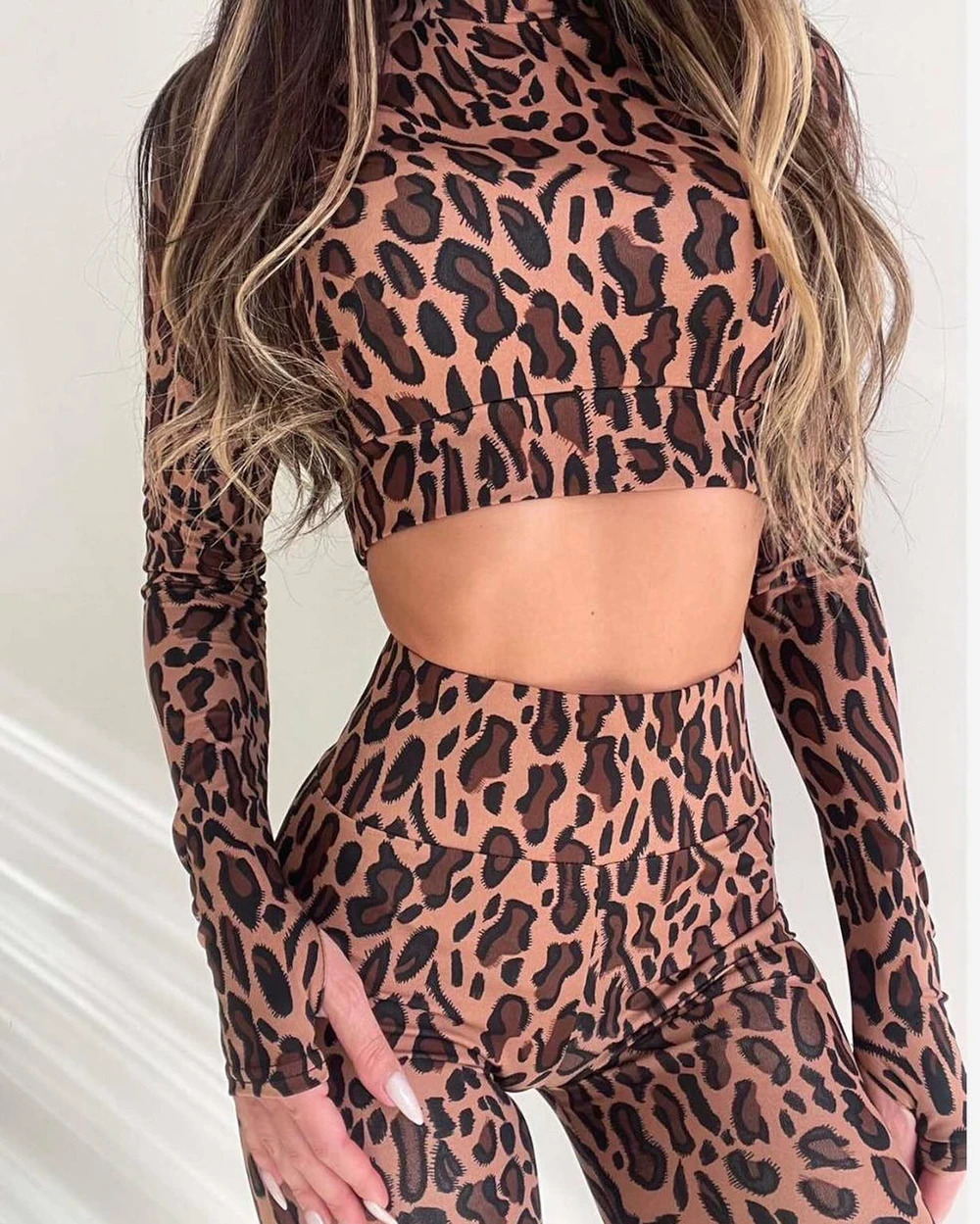 Autumn Stand Up Collar Exposed Navel Long Sleeved Top High Waist And Hip Lifting Pants Two-Piece Set 250113