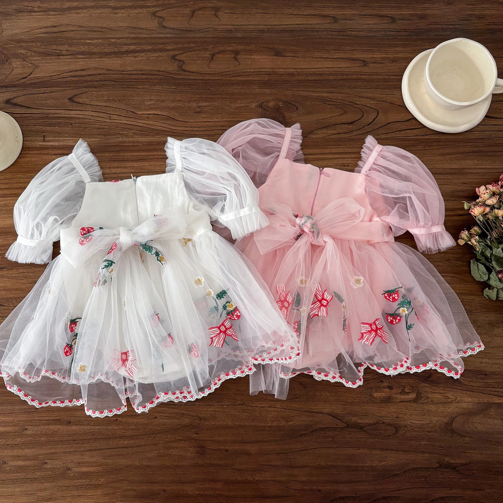 Summer Baby Puff Sleeve Sweet Cute Princess dress Baby Girl Big Bow Strawberry Embroidered Mesh Wrap Skirt for Going Out Pa 250120