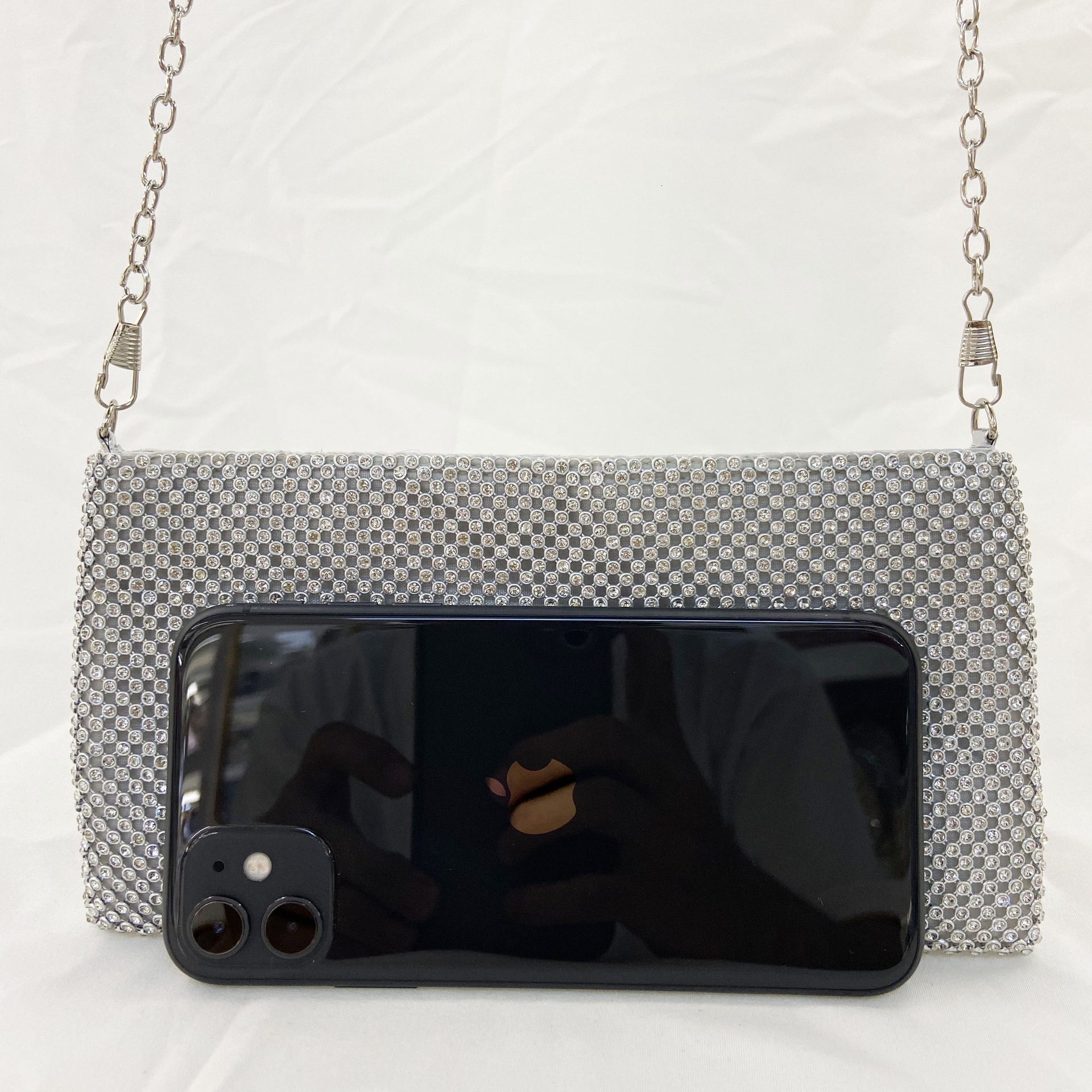 Three Centimeter Mesh Exquisite And Fashionable Rhinestone Crossbody Phone Bag With Diamond Inlay For Convenient Evening Wear