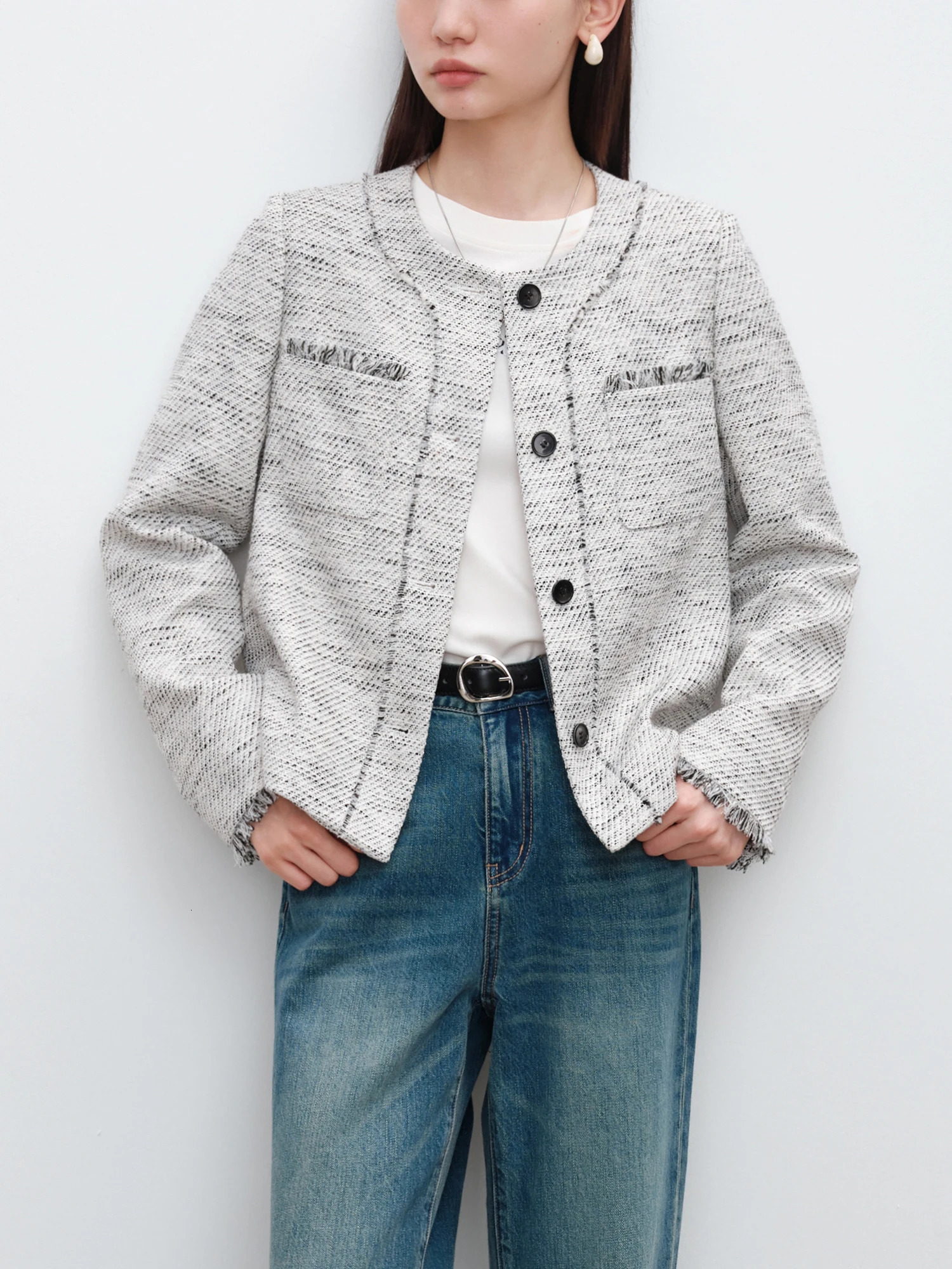 ZIQIAO Women Tweed Jackets Front Shoulder Temperament Short Grey French Style Cotton Coats Office Lady Round Neck Coat 24ZQ94278 250122