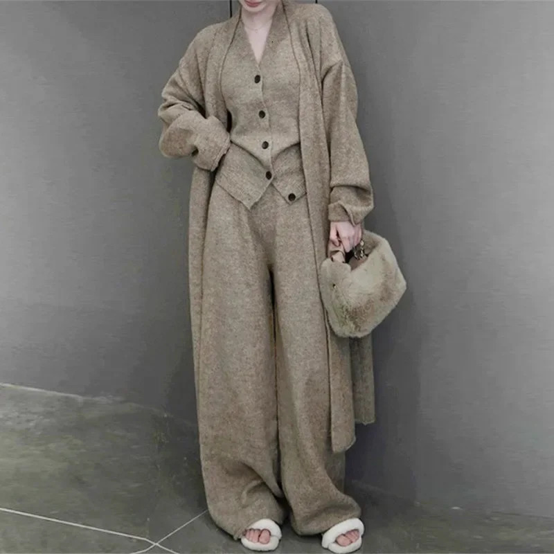 Vest Cardigan Wide Leg Pants Three Piece Set Casual Style Autumn and Winter Item Solid Color Fashionable Sweater 250122