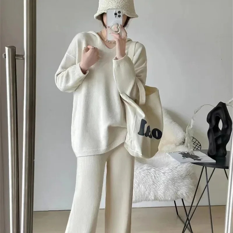 Fashion womens knitted sweater set suitable for autumn and winter loose hooded casual straight leg wide pants twopiece 250122
