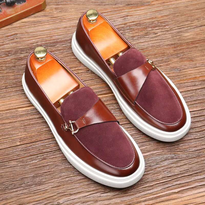 Men's Suede Casual Emed Leather Men Fashion Buckle Loafers Mens Slip-on Board Shoes Outdoor Flats Big Size 38-46