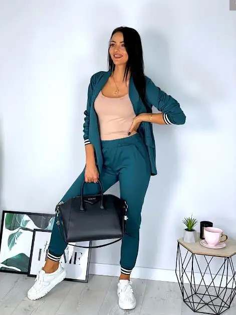 Highquality womens fall and winter in Europe the United States simple fashion solid color longsleeved suit 250122