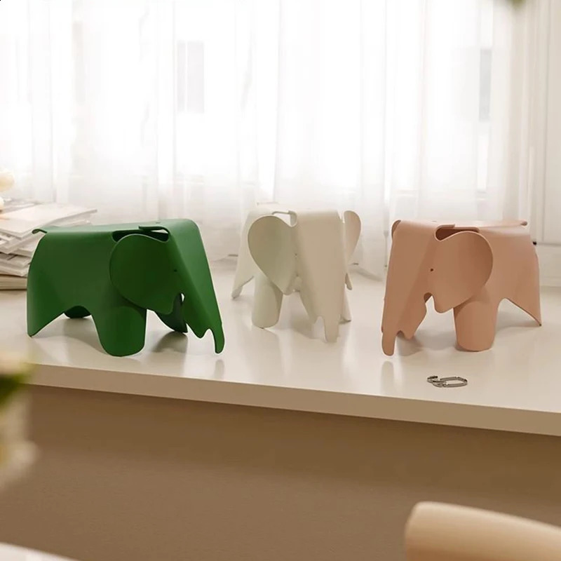Nordic Elephant Figurines Creative Miniatures for Living Room Modern Ornaments n Sculptures Funny Gifts Home Decoration 250115