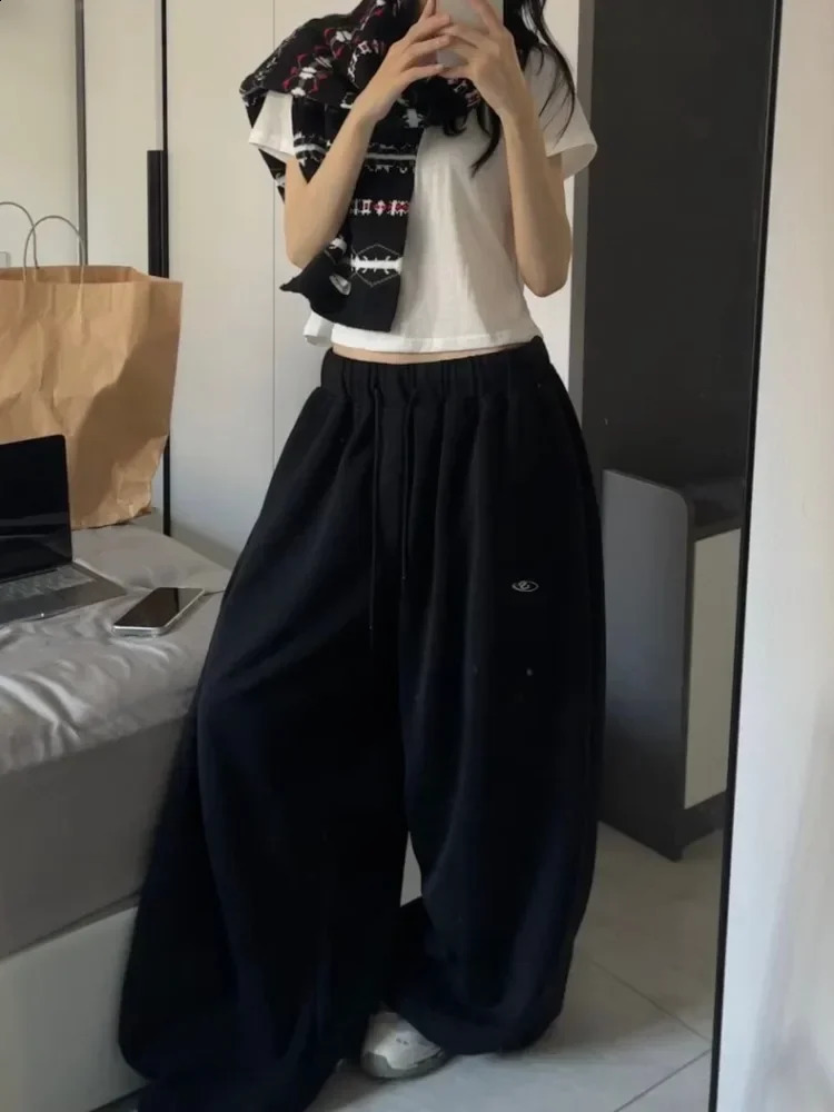 HOUZHOU Vintage Black Baggy Sweatpants Oversize Woman Korean Style Jogger Pants High Quality Harajuku Streetwear Trousers Winter 250108