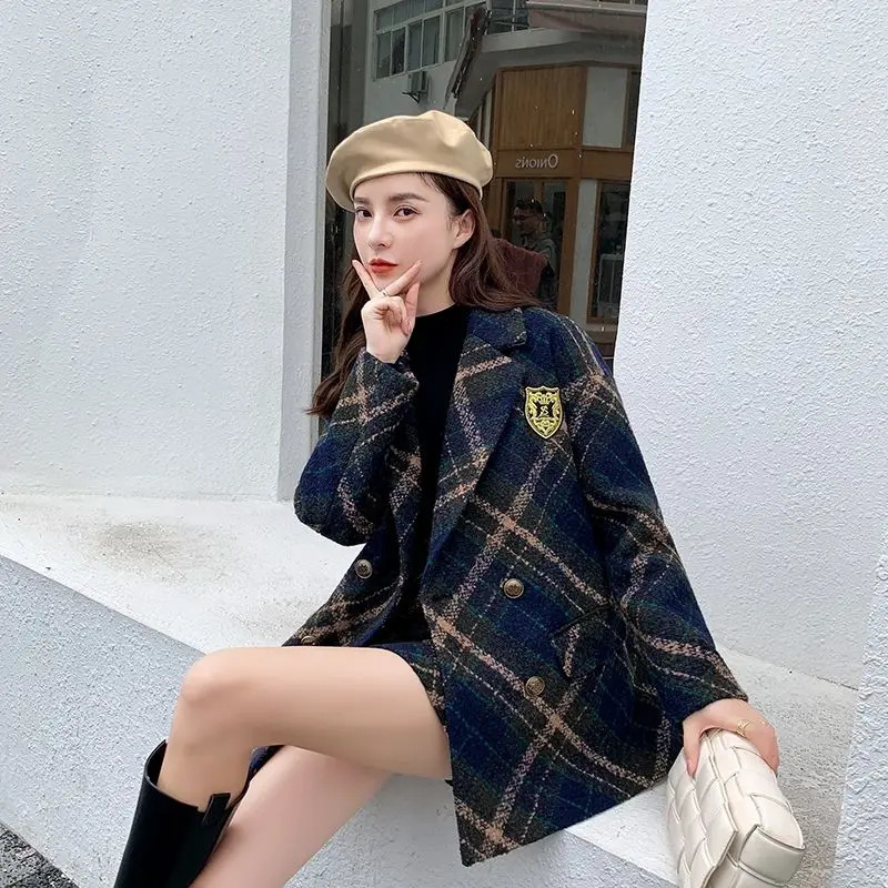 Fashionable autumn and winter womens set Korean plain coarse woolen retro slim elegant twopiece 250122