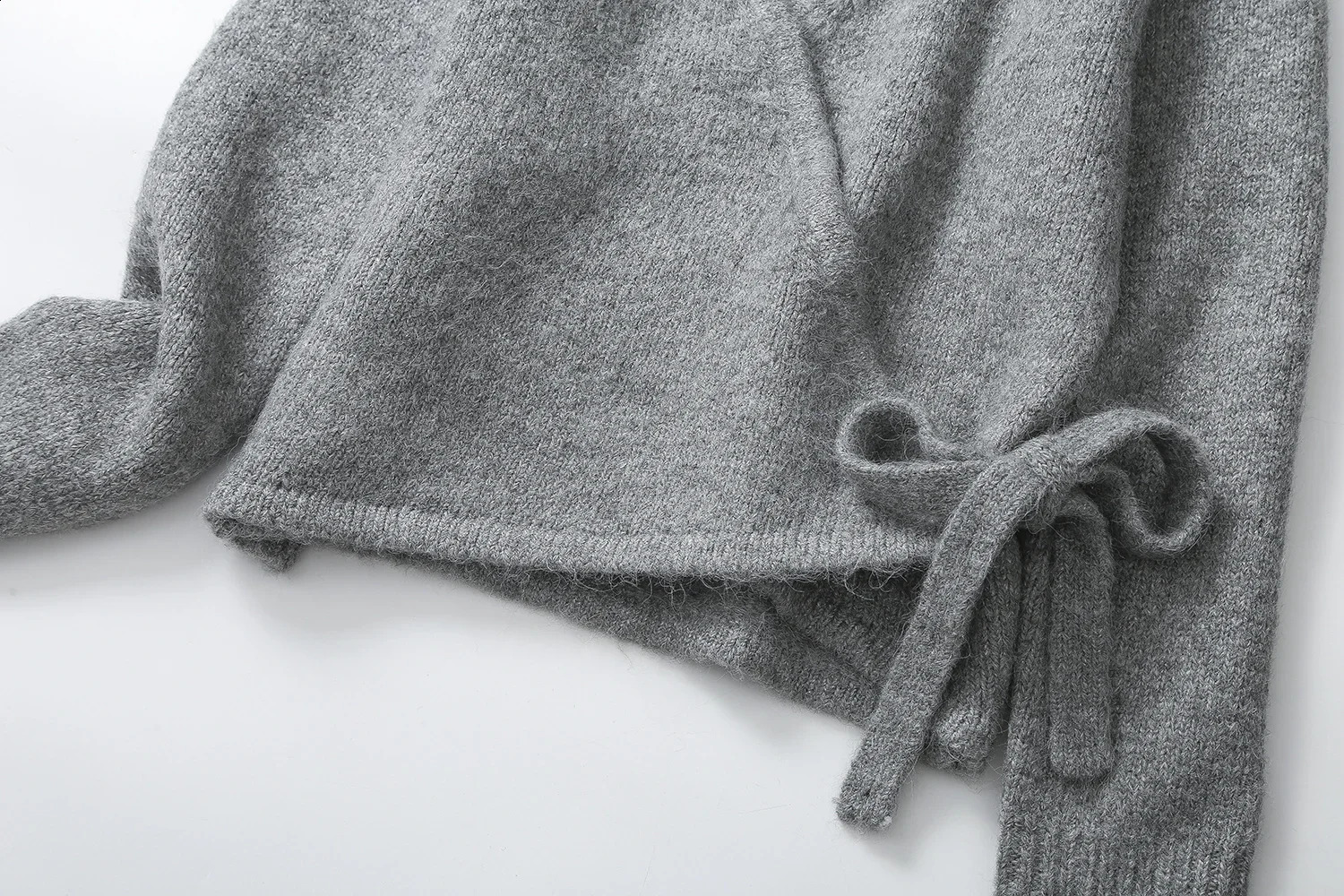 Ethereal massdutt winter style of Womens casual standard version grey wool blend asymmetrical cardigan 250116