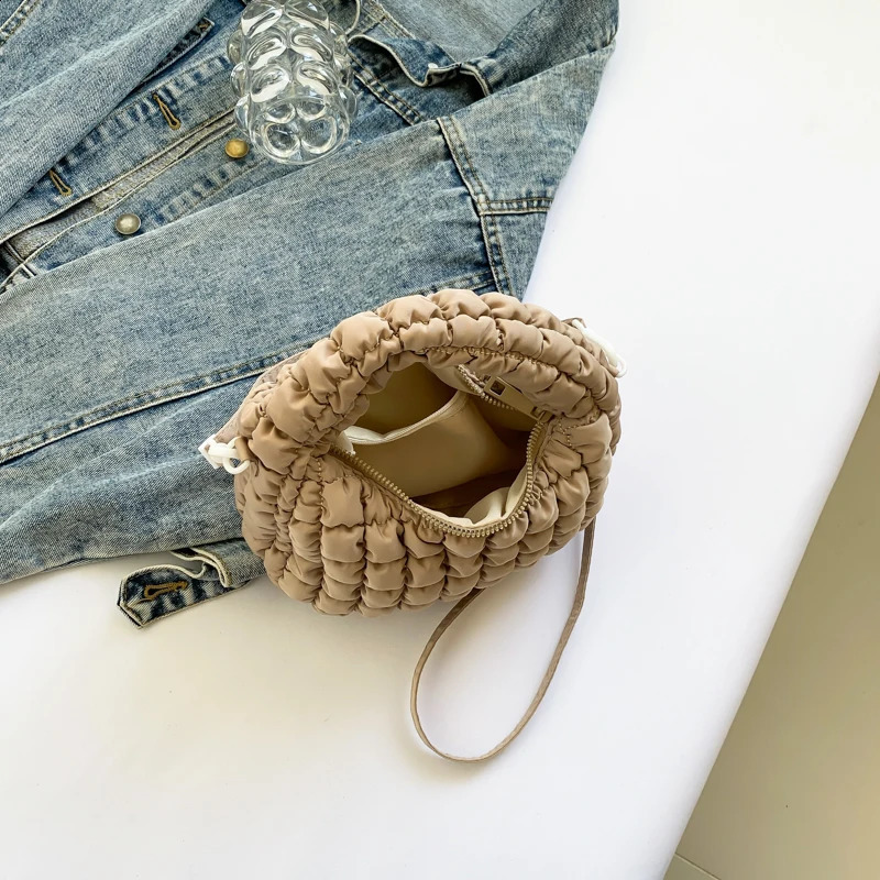Women Puffer Tote Bag Pleated PU Leather Cloud Bubbles Hobo Solid Padded Bag Removable Strap Cute Pouch for Party Vacation 250113