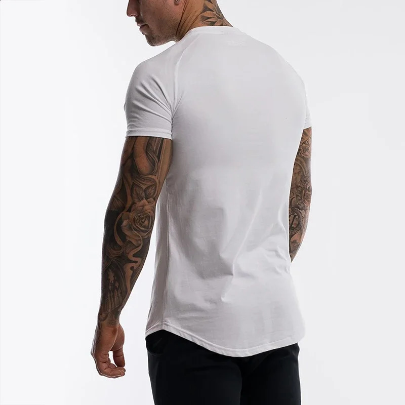 Summer Solid Short Sleeve T Shirt Men Cotton Sports Fitness Tshirt Bodybuilding Round Hem Streetwear Tee homme 250122