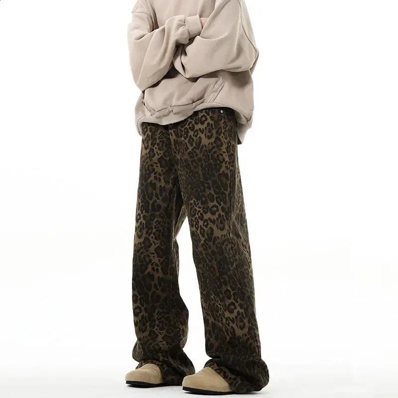 Jeans Men Long Pants Denim Pant Leopard Print Loose Casual Regular High Waist Straight Trousers Button Zipper Autumn 250120