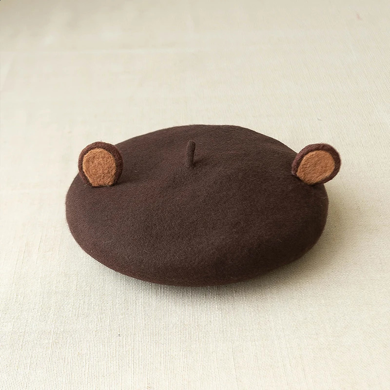 Unisex Cute Frog Big Eye Wool Beret Retro Women Winter Casual Warm Painter Hats for Girls Individuality Gift French Berets 250120