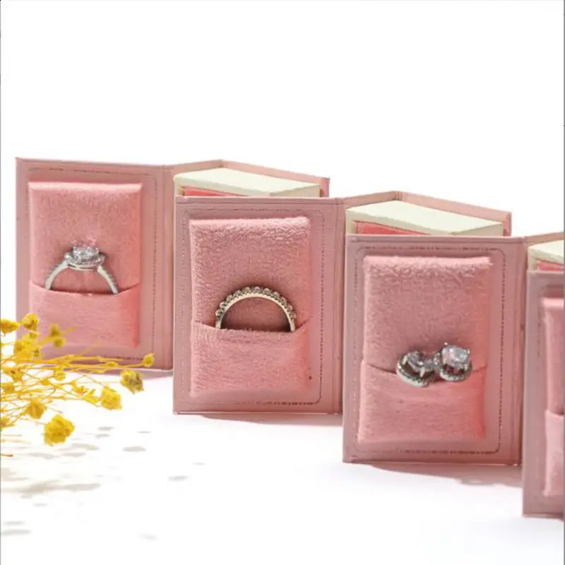 Wholesale Vintage Jewelry Book Box For Ring Pendant Earrings European Style Portable Packaging Box 250117