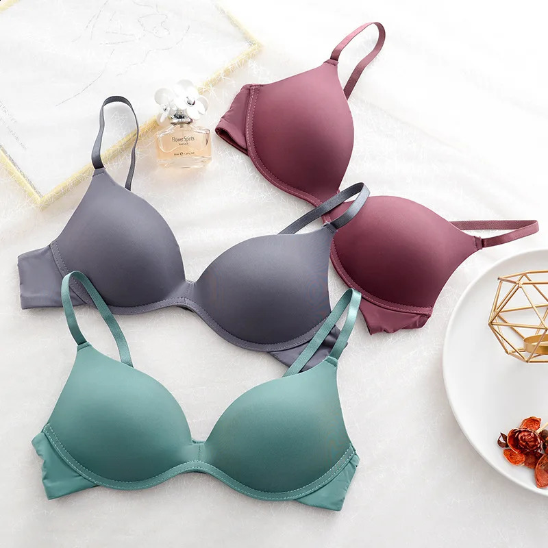 Japanese Onepiece Smooth Girl Seamless Small Push Up Bra Thin Cup Without Underwire Sleep 34 Bralette Top Brassiere 250122