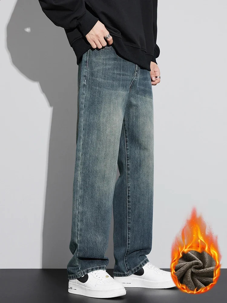 Fleece Warm Mens Wideleg Jeans Thickened Loose Straight Classic Washed Denim Pants Fashion Korean Baggy Plush Velvet Trousers 250121