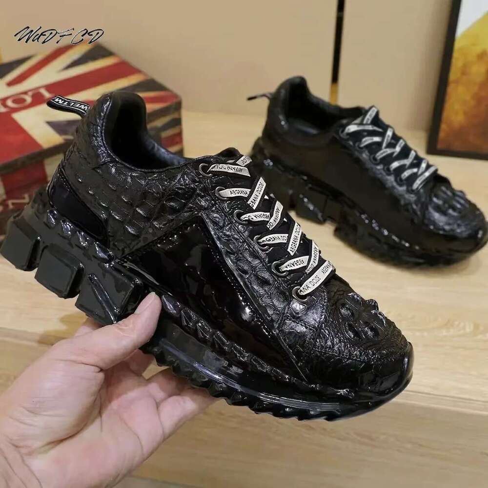 Chunky Sneakers Plus Size 45 46 Men Designer Sport Fashion Casual Microfiber Leather Upper Height Increased Platform Shoes