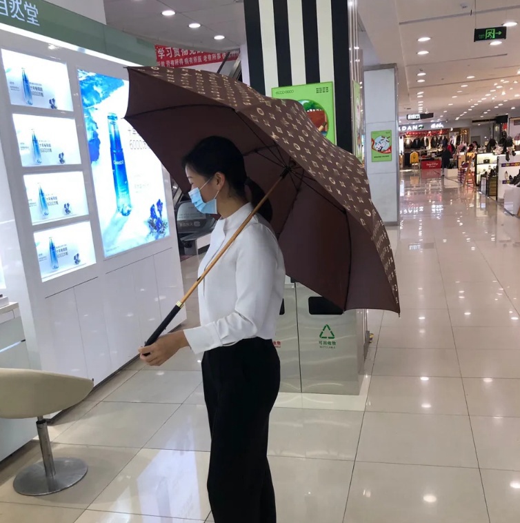 new Top quality Fully automatic umbrella brown Old Flower letter logo rain sun shade umbrella dual-use sun protection UV protection folding sun umbrella dust bag box