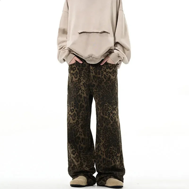 Jeans Men Long Pants Denim Pant Leopard Print Loose Casual Regular High Waist Straight Trousers Button Zipper Autumn 250120