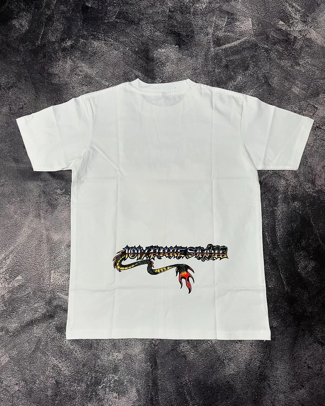 RetroTrend Graffiti Cartoon Dragon Element Oversized Printed Solid Color Tshirt Mens Loose Cotton Streetwear Shortsleeved Top 250122