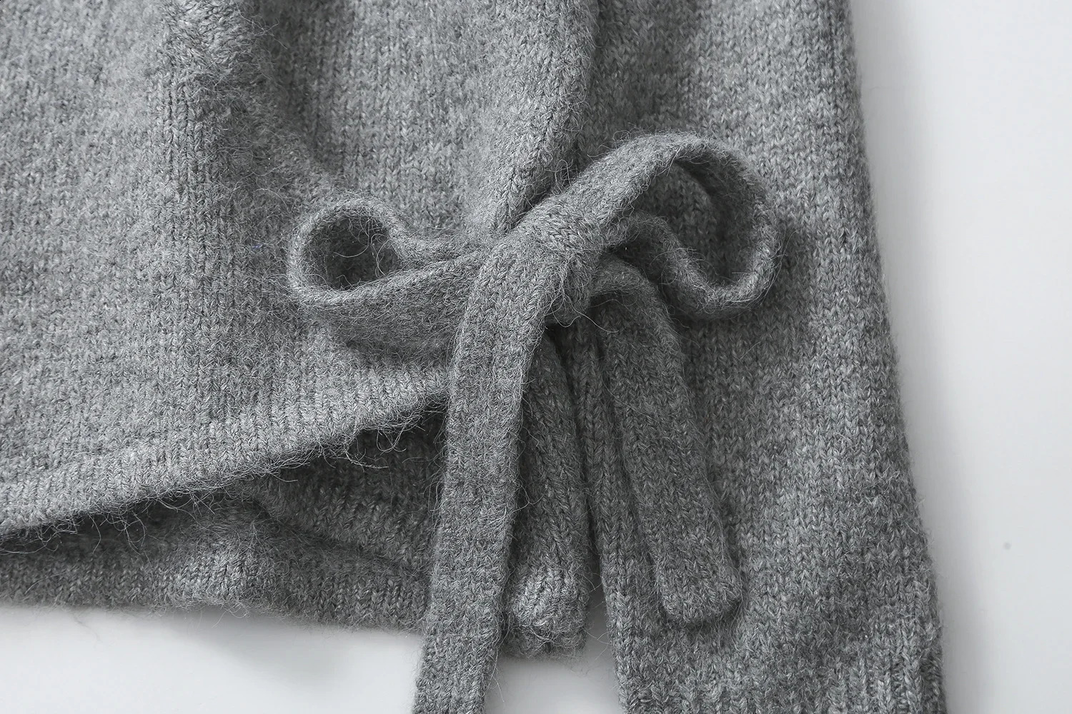 Ethereal massdutt winter style of Womens casual standard version grey wool blend asymmetrical cardigan 250116