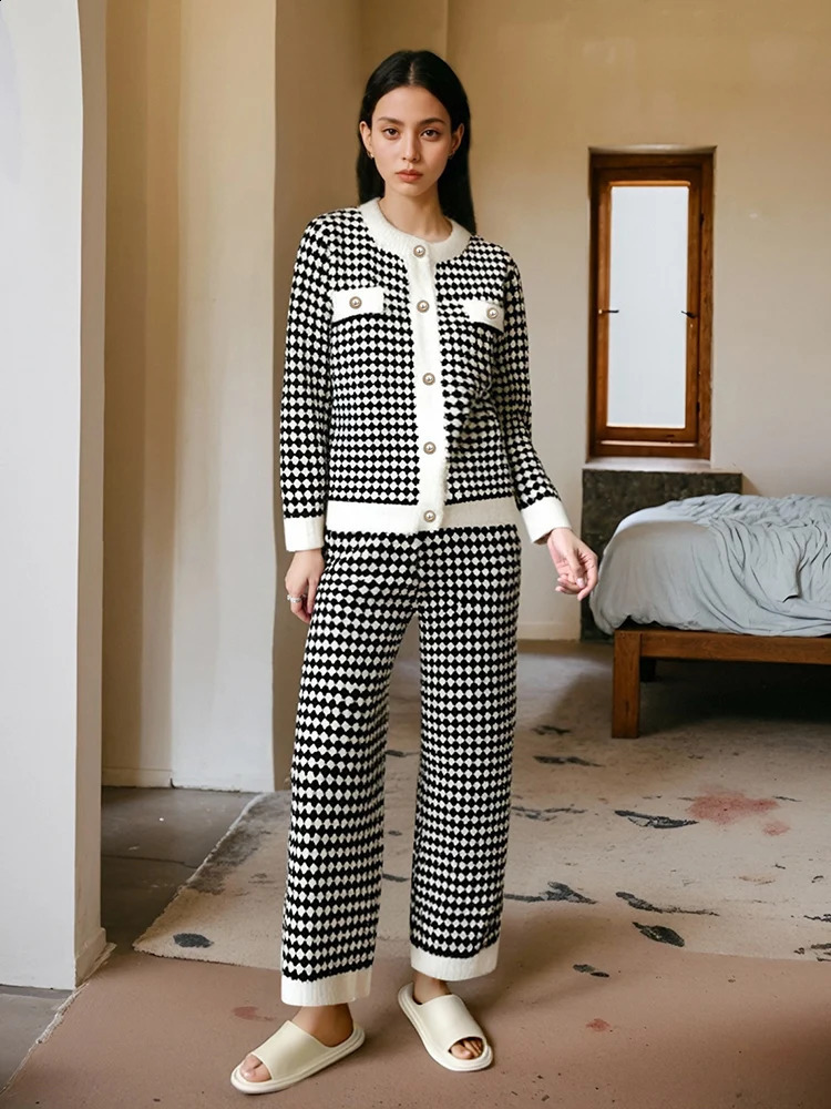 Womens Elegant Plaid Pajama Sets Ladies Sleep Pajamas Long Sleeve Spring Sleepwear Loungewear Set Women Cardigan Pants 250122