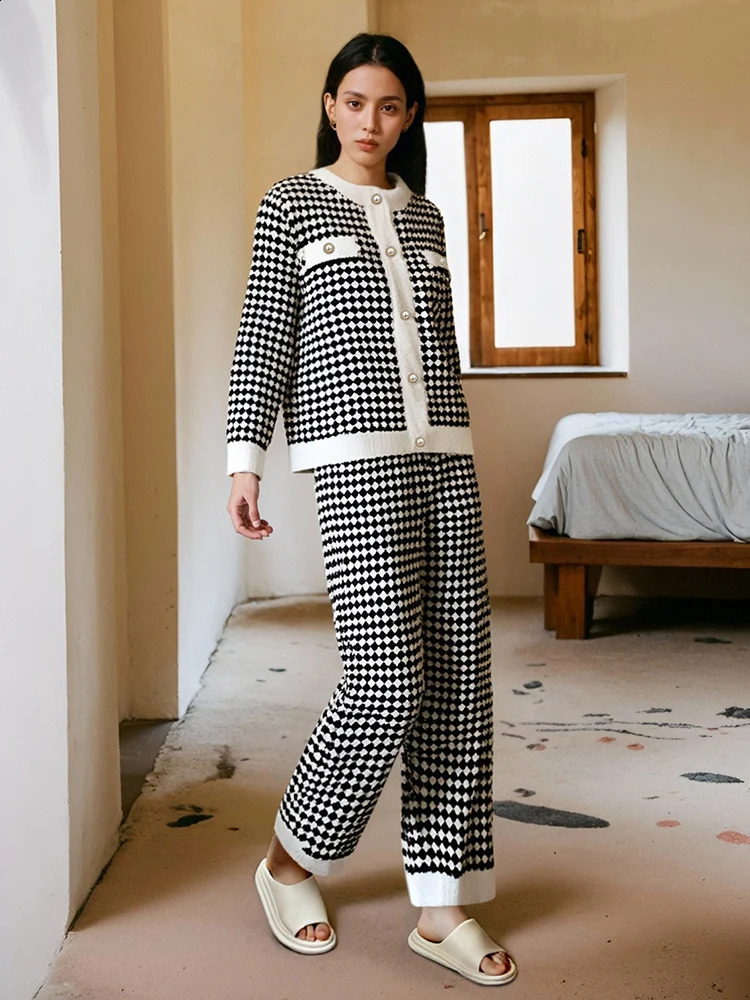 Womens Elegant Plaid Pajama Sets Ladies Sleep Pajamas Long Sleeve Spring Sleepwear Loungewear Set Women Cardigan Pants 250122