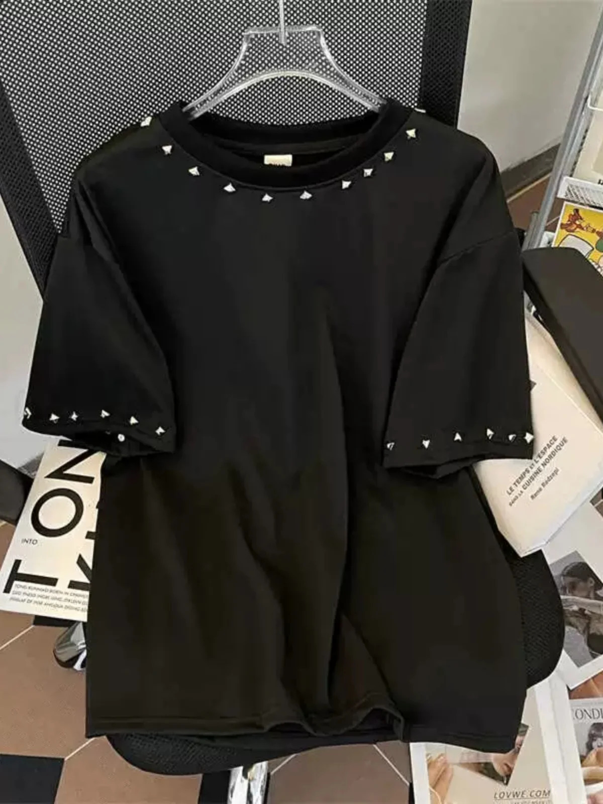 Arrival Tshirt Shortsleeved Mens Clothing Slim Round Neck Bottoming T Shirt Trendy Casual Solid Color Shirts Q109 250122