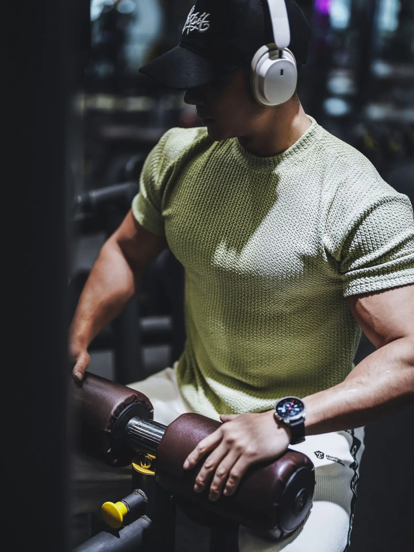 Mens Summer Round Neck Sports Short sleeved Tshirt Fitness Running Top Elastic Casual Versatile 250108