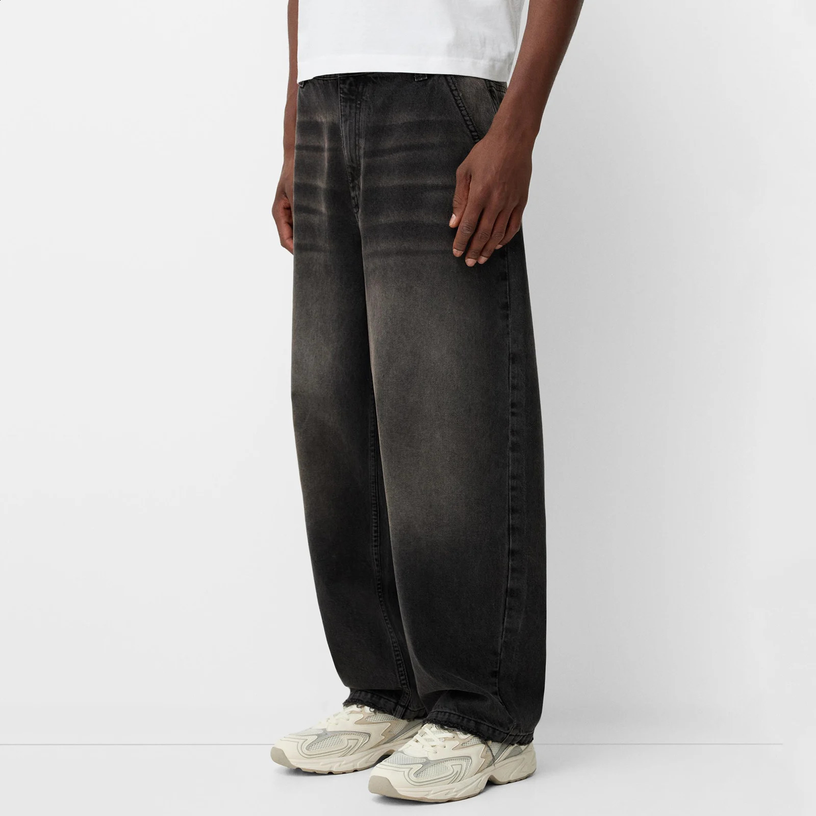 Mens Classic Regular Fit Jeans Vintage Straight Wide Leg Denim Pants with Pockets Baggy Trousers Streetwear 250121