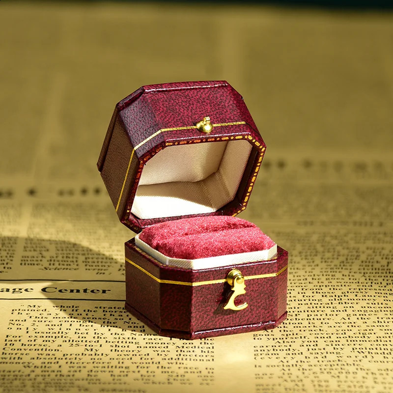 TAIMY Vintage Ring Box Handcrafted Wedding Antique Ring Box lassical Victorian Style Decor Mini Jewelry Box Ring Storage Case 250117