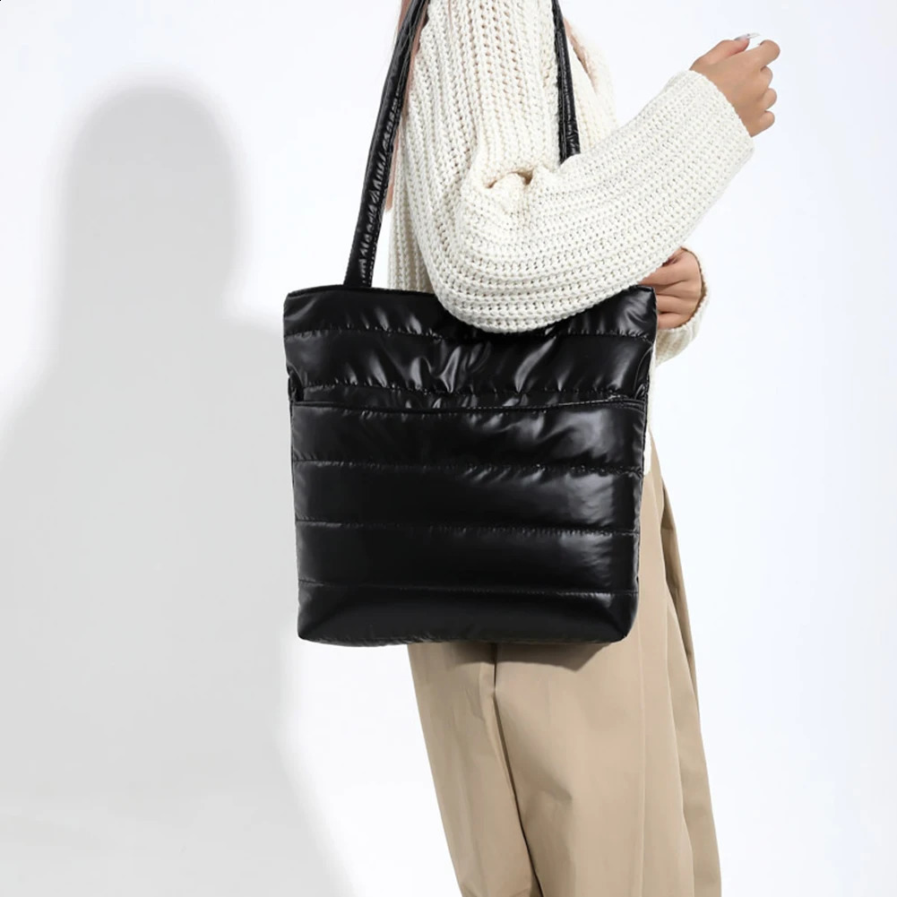 Fashion Quilted Tote Bags for Women Autumn Winter Padded Handbags Down Cotton Padded Ladies Shoulder Bags Casual Shopper Bags 250113