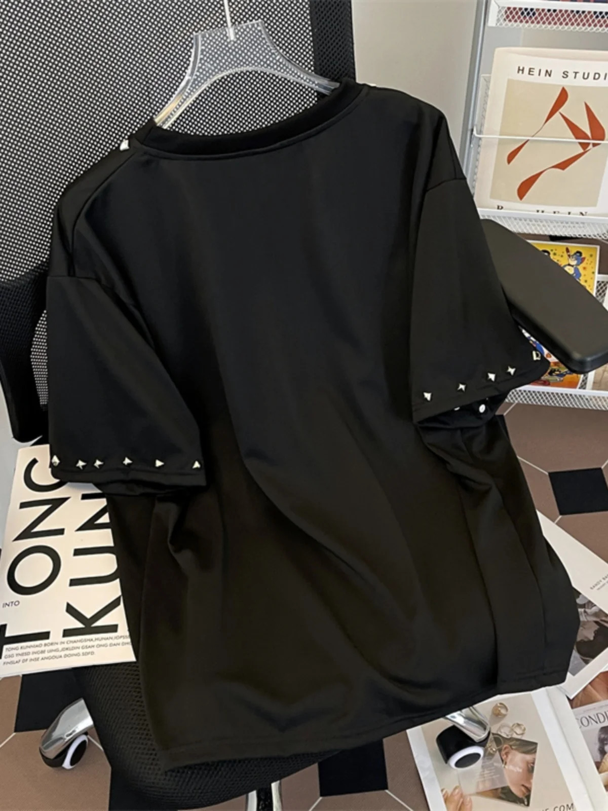 Arrival Tshirt Shortsleeved Mens Clothing Slim Round Neck Bottoming T Shirt Trendy Casual Solid Color Shirts Q109 250122