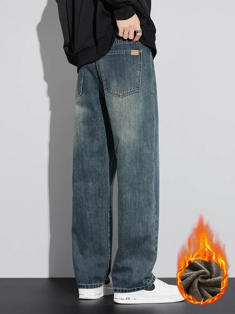 Fleece Warm Mens Wideleg Jeans Thickened Loose Straight Classic Washed Denim Pants Fashion Korean Baggy Plush Velvet Trousers 250121