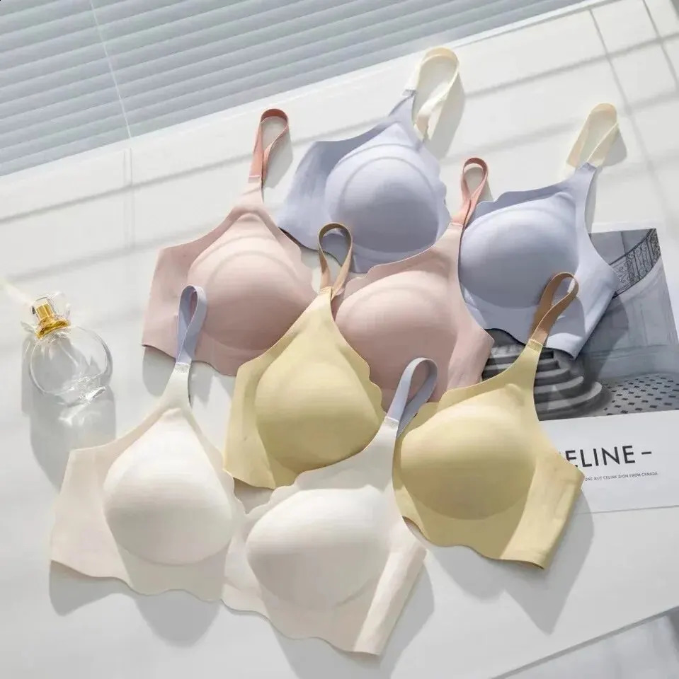 No Trace Top Womens Underwear Steel Ring Pure Desire Comfortable Upper Support Sling Adjustable Beauty Back Bra Thin Section 250122