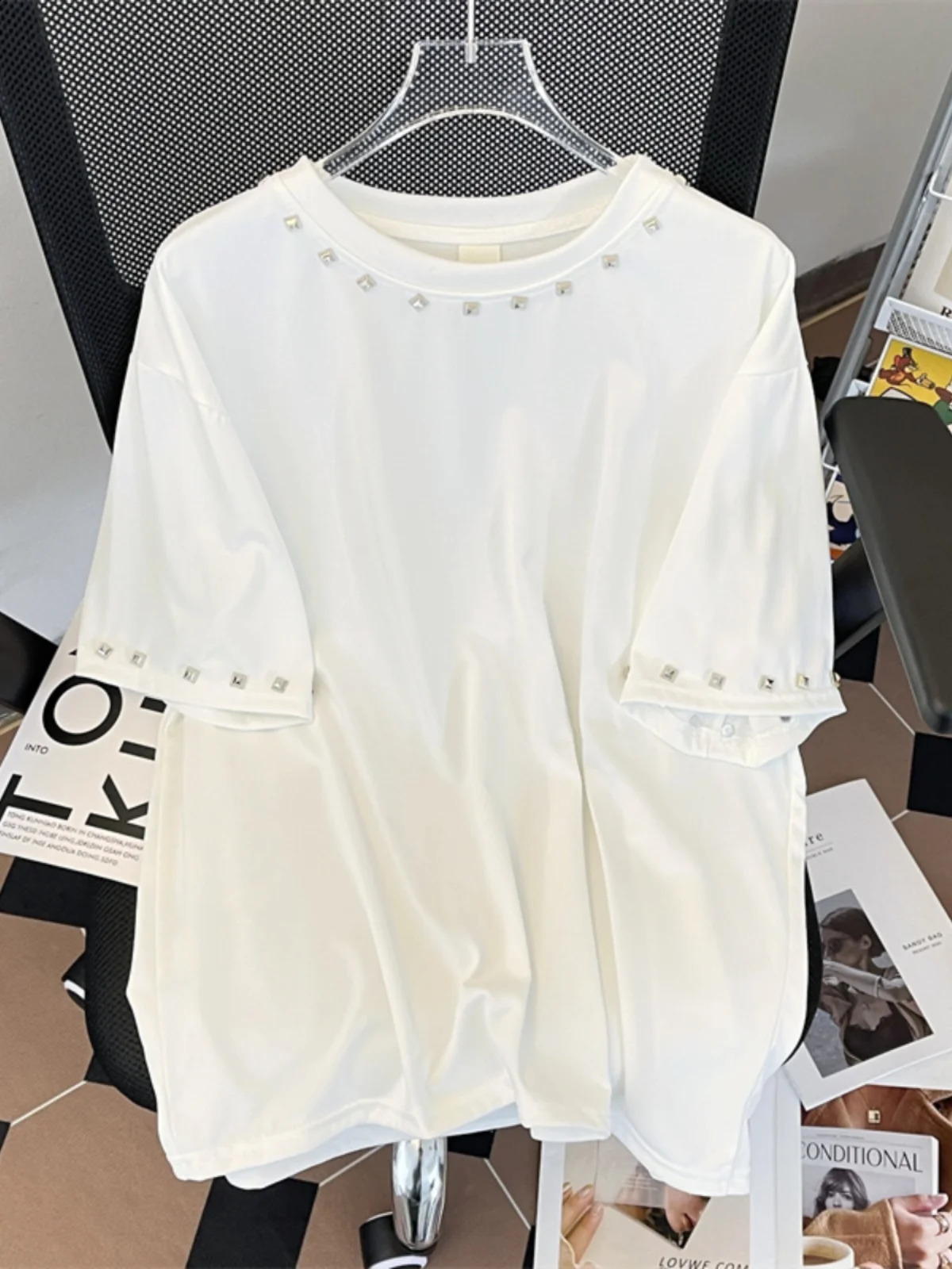 Arrival Tshirt Shortsleeved Mens Clothing Slim Round Neck Bottoming T Shirt Trendy Casual Solid Color Shirts Q109 250122