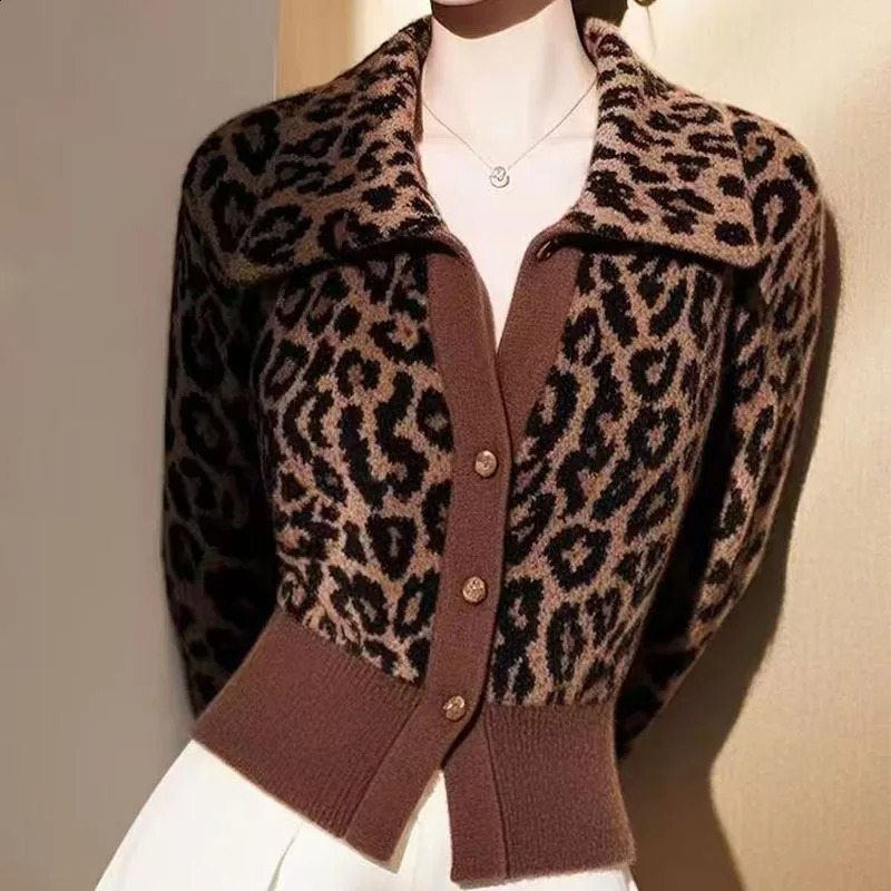 Autumn Winter Fashion Chic Leopard Knitted Cardigan Women Clothing Vintage Y2k Jacquard High Street Sweaters 250121