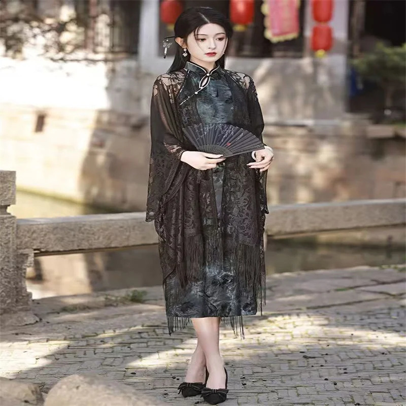 Chinese Style Lace Shawl Wraps for Women Qipao Cheongsam Evening Vintage Hollow Out Thin Cardigan Tassels Tops Officewear Party 250121