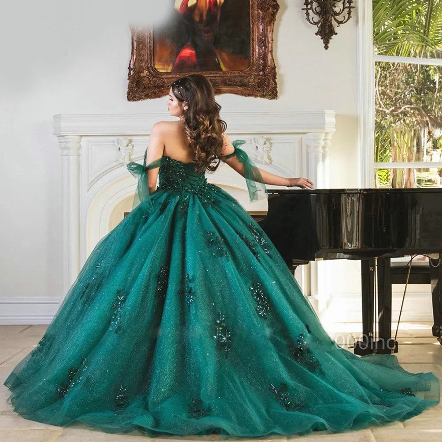 2025 Sexy Emerald Green Quinceanera Dresses Lace Appliques Crystal Beads Off Shoulder Ball Gown Tulle Vestidos De Dress Guest Corset Back