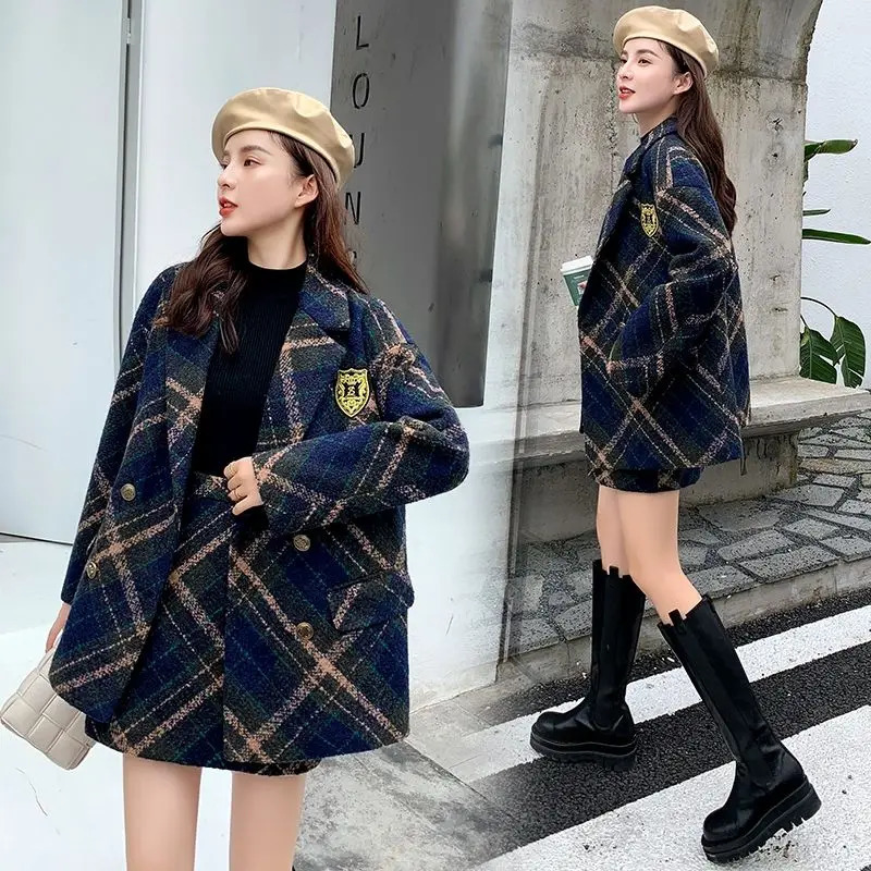 Fashionable autumn and winter womens set Korean plain coarse woolen retro slim elegant twopiece 250122