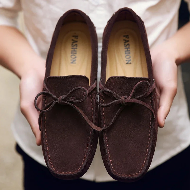 Loafers Men Handmade Leather Shoes Casual Driving Flats Slip-on Moccasins Boat Shoes Plus Size Lace-up lazy bean shoes 250113