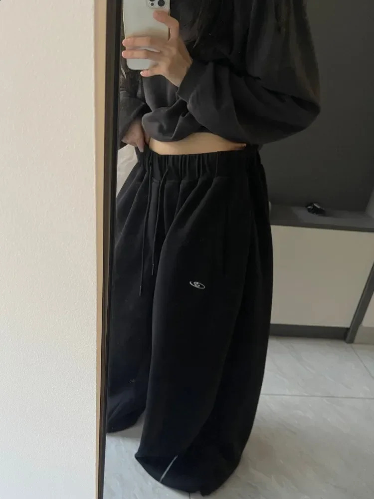 HOUZHOU Vintage Black Baggy Sweatpants Oversize Woman Korean Style Jogger Pants High Quality Harajuku Streetwear Trousers Winter 250108