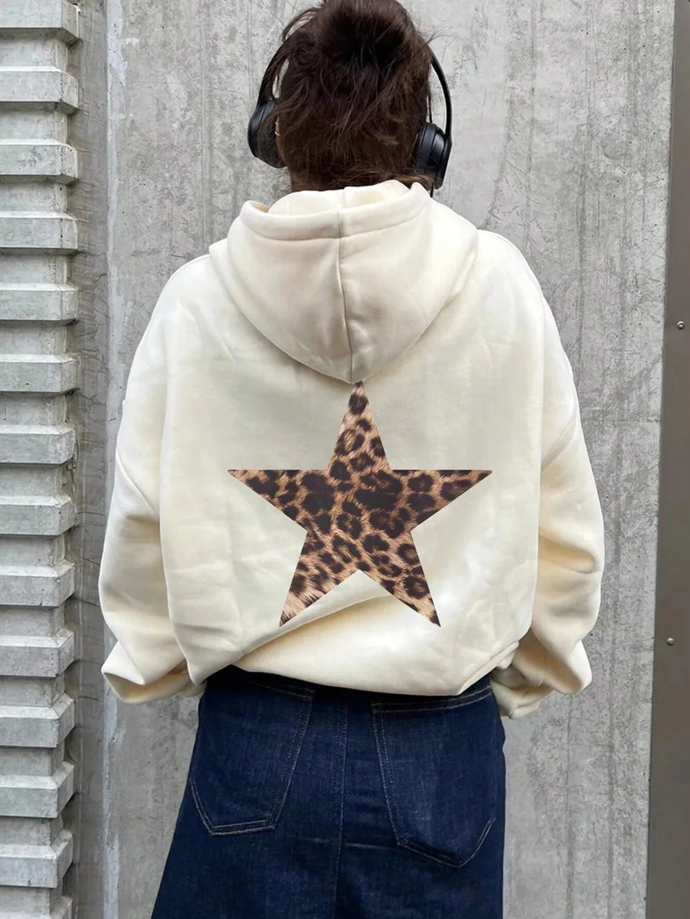 for AutumnWinter 2024 Womens Casual Crew Neck Leopard Print Star Print Loose Fit Sweatshirt Comfortable Hoodie 250107