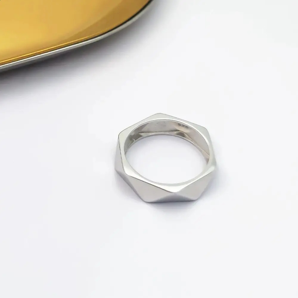 HESHI 925 Sterling Silver Smooth White Simple Triangle Line Rings for Men Women Couple 250117
