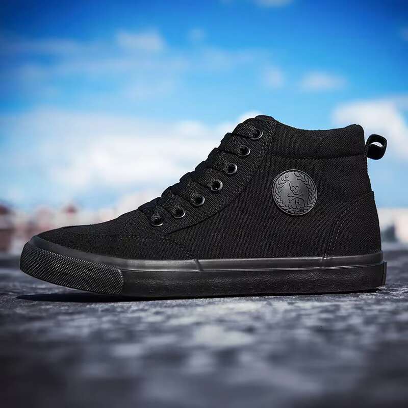 Men's High Top Sneakers Breathable Canvas Casual Fashion Street Skateboard for Men Lace Up Vulcanize Shoes Tenis2024