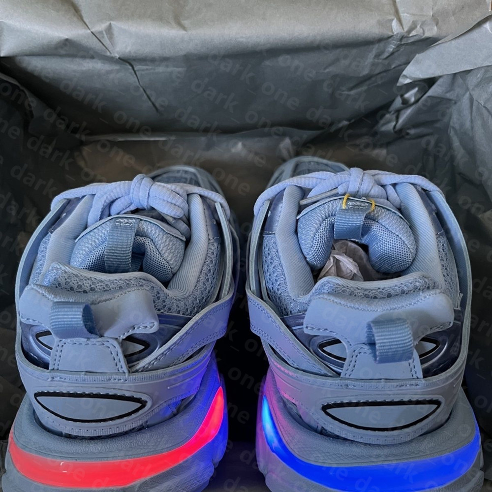 With Leds Sneakers Mens Shoes Luxury Track LED 3 3.0 Designer Shoes Casual Shoes For Men Women Triple S Leather Sneaker Platform Chaussure Womens Trainers Size 35-45