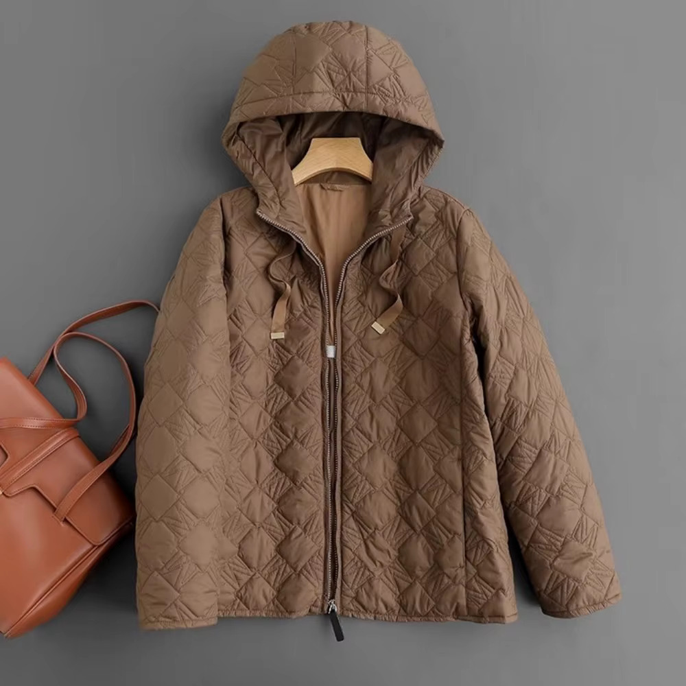 Light Jacket Women's Short White Duck Down Coat Fashion Big Brand 2024 New Winter American Spring Hooded Plaid