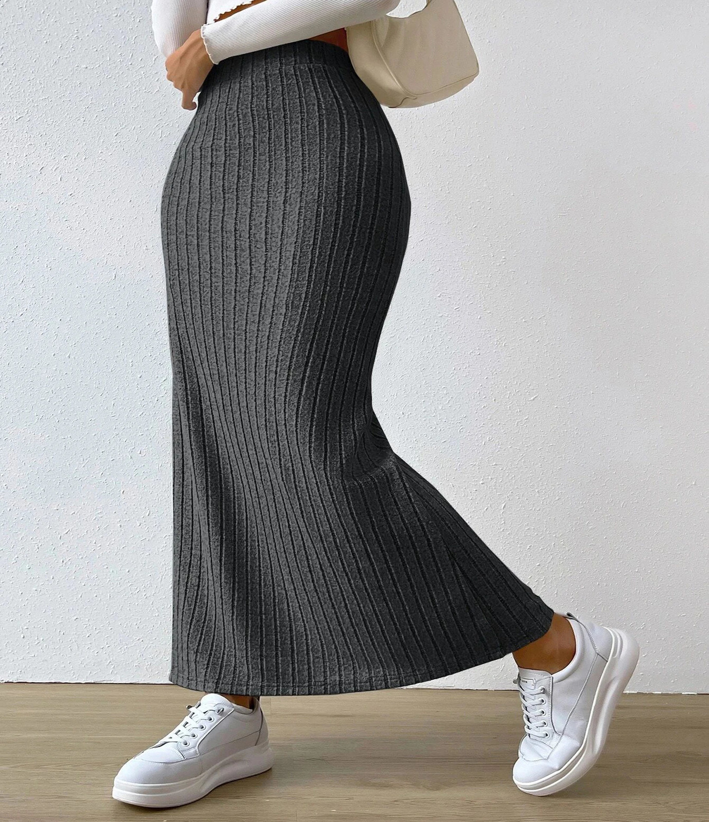 2024 Plus Size selling high waisted side slit slim fit skirt 250122