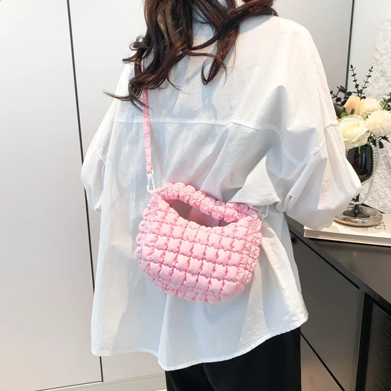 Women Puffer Tote Bag Pleated PU Leather Cloud Bubbles Hobo Solid Padded Bag Removable Strap Cute Pouch for Party Vacation 250113