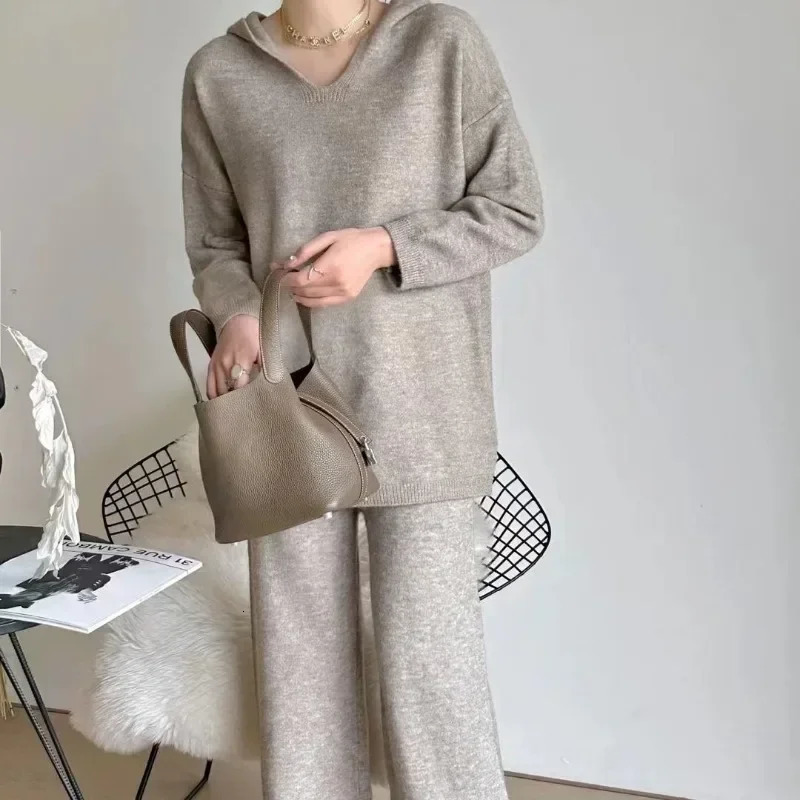 Fashion womens knitted sweater set suitable for autumn and winter loose hooded casual straight leg wide pants twopiece 250122