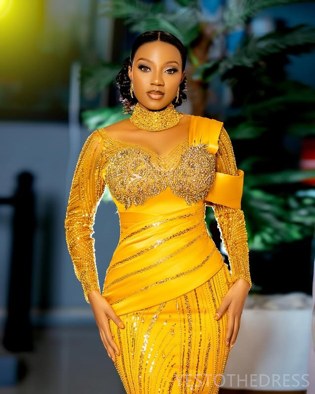 2025 Plus Size Aso Ebi Gold Prom Dresses Mermaid Evening Gowns For Black Women Illusion High Neck Long Sleeves Beaded Lace Birthday Dress Second Recep